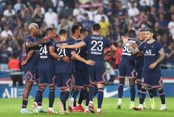 法甲榜首之战！巴黎圣日耳曼主场迎战尼斯，巅峰对决谁能称雄？